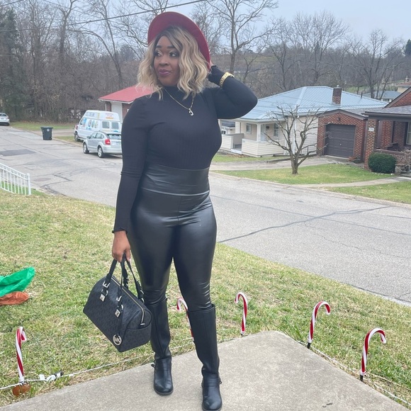 NEW FALL WOMEN’S TRENDY BLACK FAUX SPANX LEATHER LEGGINGS - Picture 5 of 16